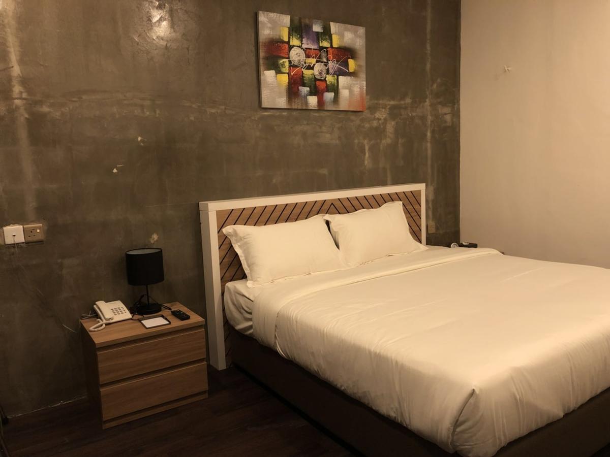 K Boutique Hotel Телук-Інтан Екстер'єр фото